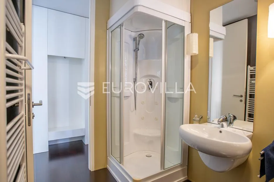 istra, rovinj, prostran poslovni 171 m2 prostor u centru grada - slika 21