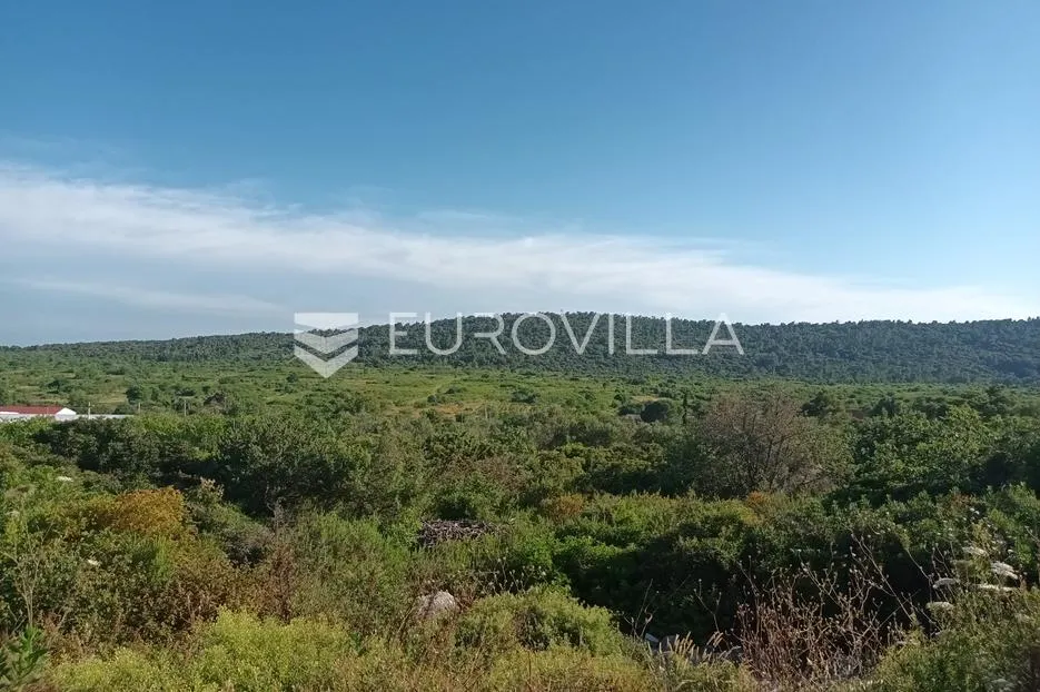 šolta, grohote, građevinsko zemljište površine 1010 m² - slika 3