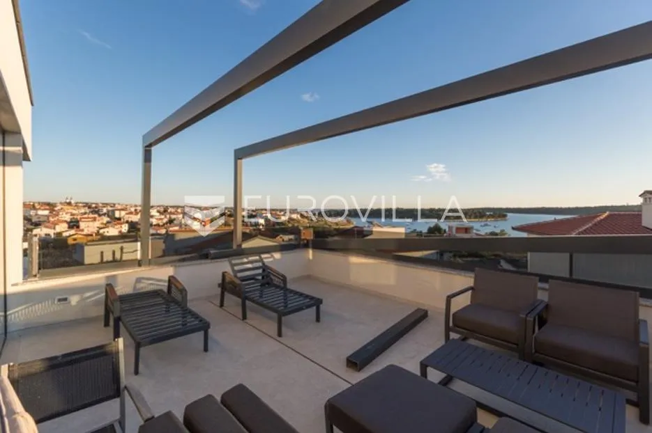 medulin, besprijekornog luksuzna vila 400 m² s bazenom, 300 m od plaže - slika 43