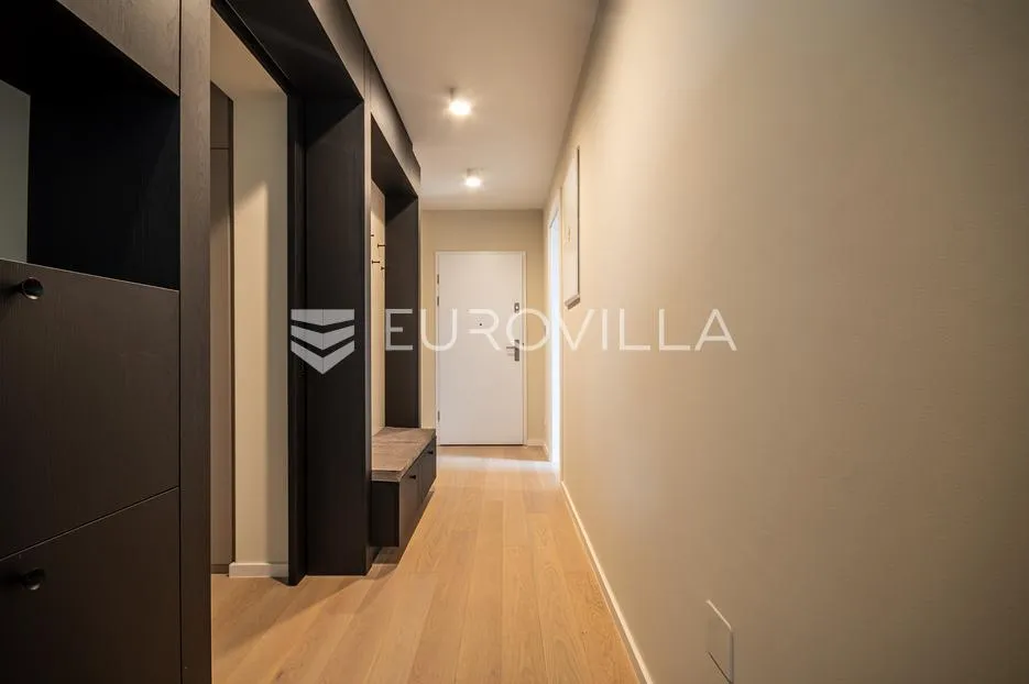 varaždin, centar, namješteni luksuzan stan 170 m² s wellnesom i 2 garažna mjesta - slika 10