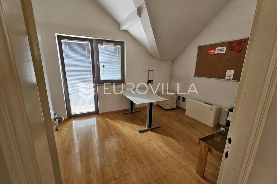 osijek, centar, poslovna zgrada 2. kat, 183 m2 - slika 8