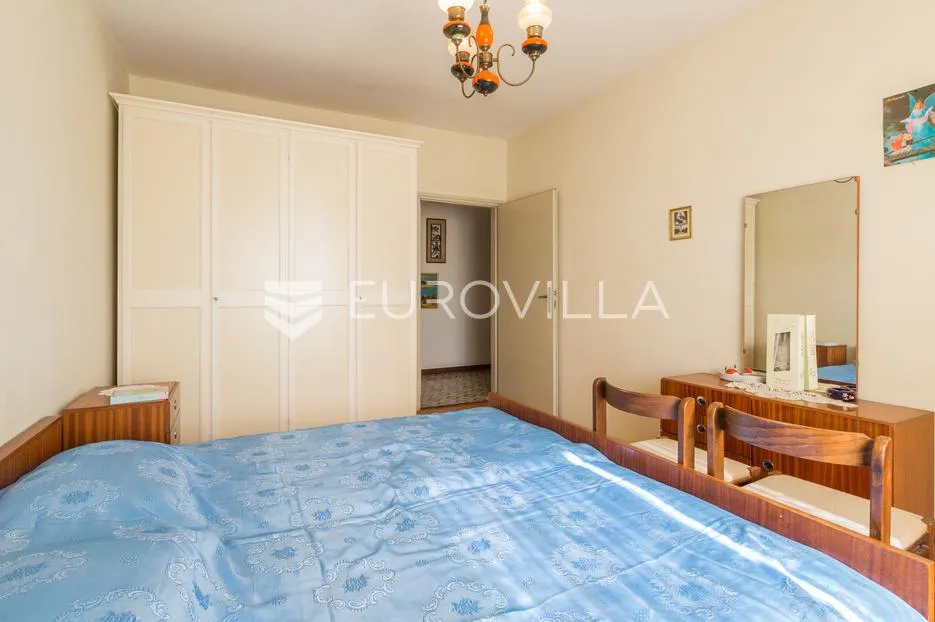 istra, buje, stambeno poslovna kuća 750m2 u centru grada - slika 6