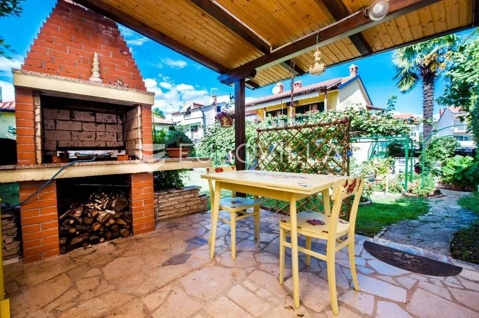 istra, rovinj, kuća 360 m2 s tri stana i zasebnom kućicom, izuzetna lokacija - slika 16