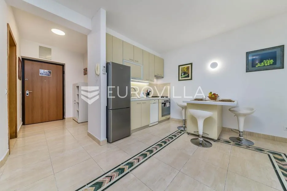 selce, najam, apartman od 50 m² s terasom i pogledom na more - slika 2