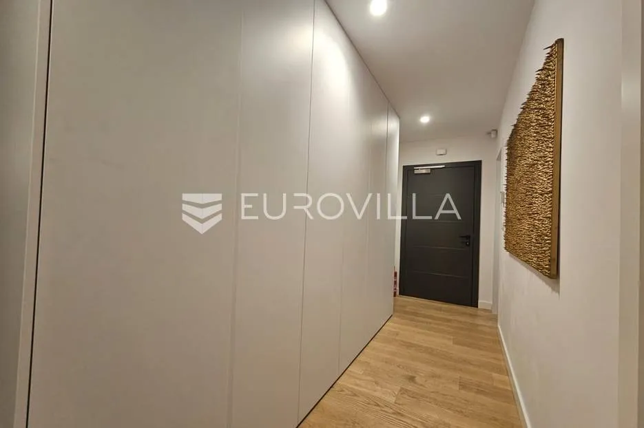 rijeka, costabella, luksuzan trosoban stan 101.39 m² - slika 12