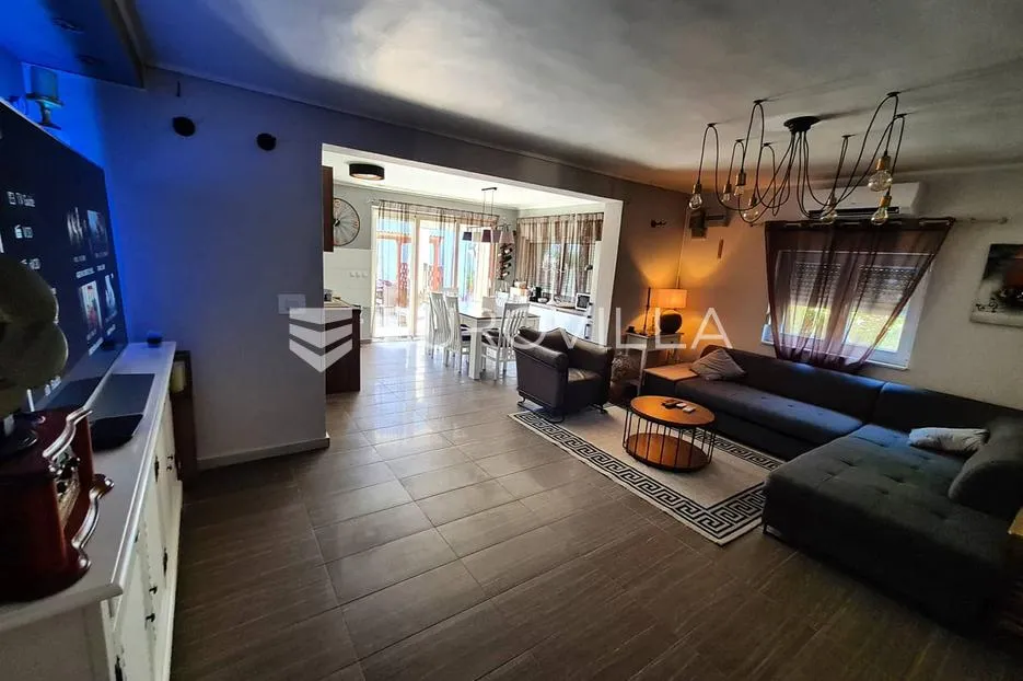 zadar, privlaka, moderna kuća sa tri apartmana u blizini mora - slika 16