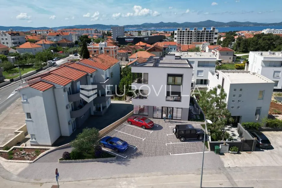 zadar, belafuža, poslovni prostor za prodaju u modernoj zgradi, neto korisne površine 78,89 m² - slika 2