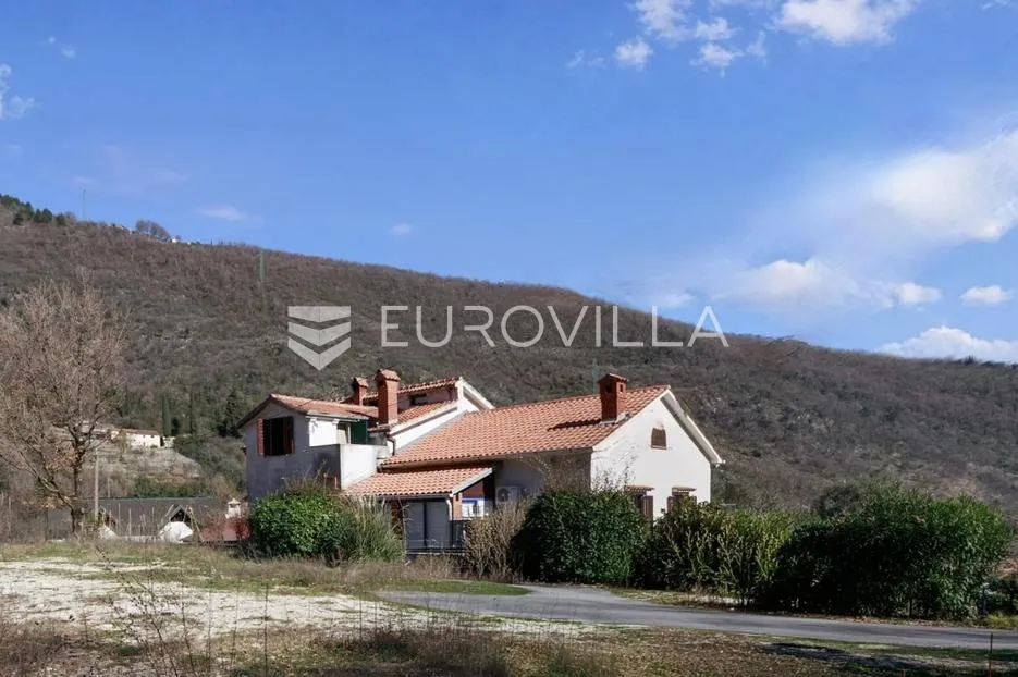 mošćenička draga, prostrana nekretnina sa 7 etažiranih jedinica, na parceli od 893 m² - slika 2