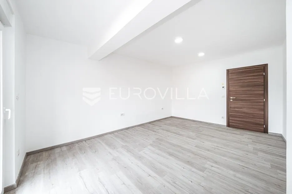 zagreb, srednjaci, novoadaptiran četverosoban stan, neto površine 76 m² - slika 5