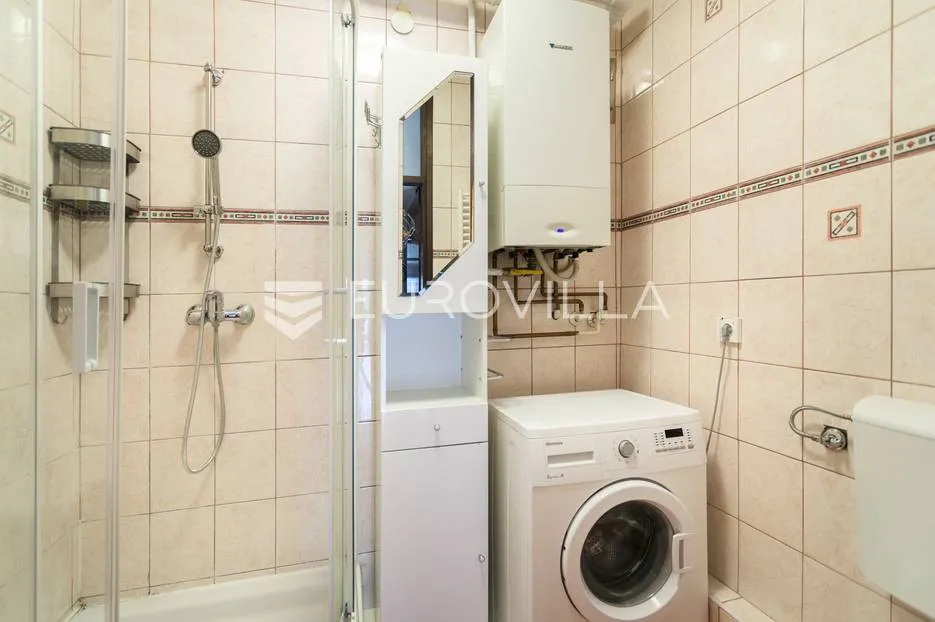 zagreb, pantovčak, hercegovačka, uređen trosoban stan 98 m² - slika 13