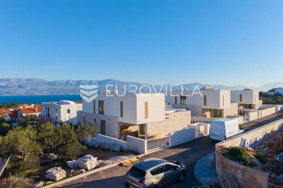 brač, supetar, dvosoban penthouse s predivnim pogledom - slika 13