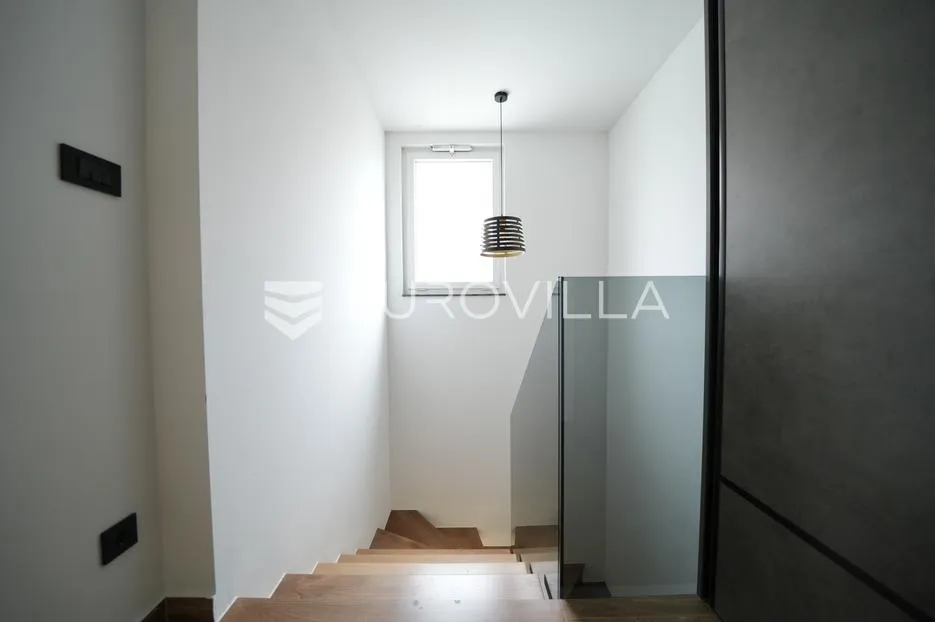 zadar, bili brig luksuzno opremljen trosobni i jednosobni stan s teretanom i spa centrom 241 m² - slika 20