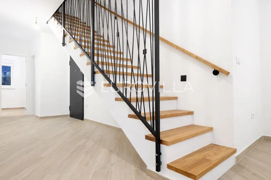 pag, šimuni, četverosoban penthouse u novogradnji, 100 m od mora - slika 3