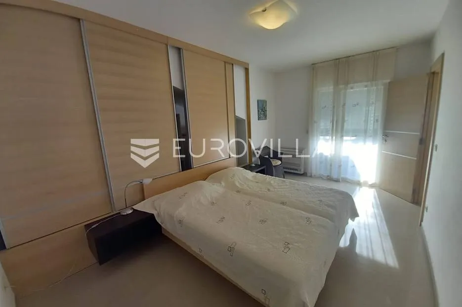 pula, pješčana uvala, penthouse s pogledom na more, vrtom, parking mjestom, 150 m² - slika 43