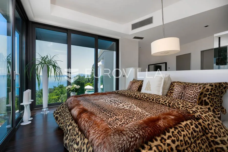 opatija, oprić, ekskluzivna vila 375 m² s panormaskim pogledom, bazenom i saunom - slika 28