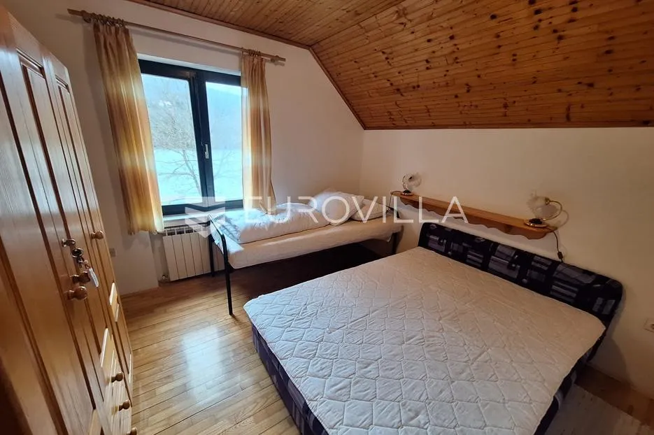 ogulin, gornje zagorje, kuća 210 m², vlastito kupalište na jezeru sabljaci - slika 19