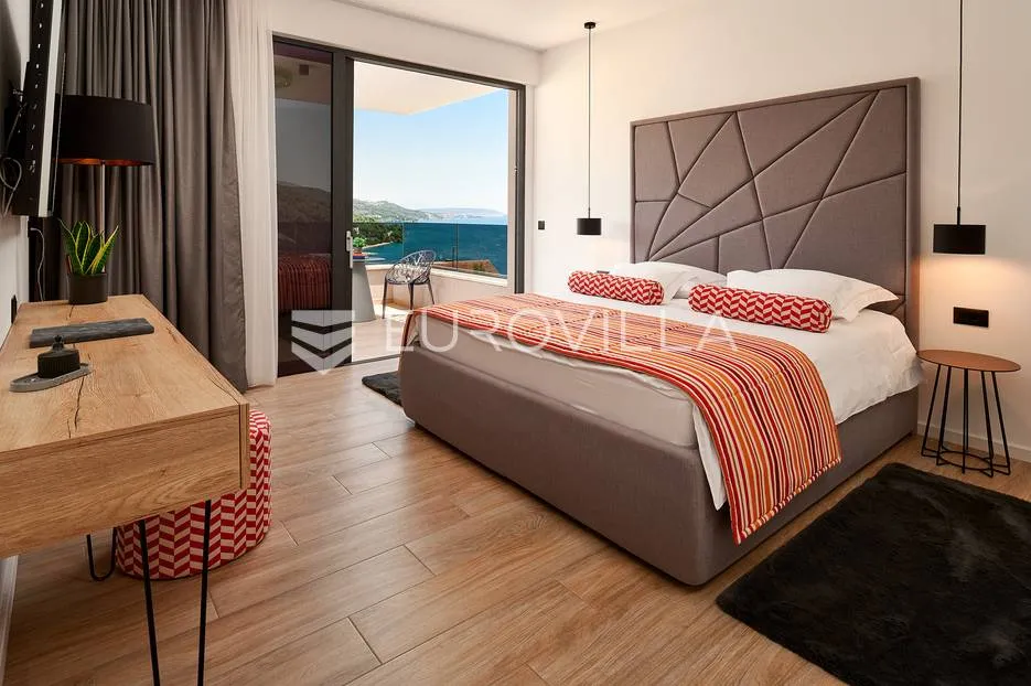trogir - marina, luksuzna vila s unutarnjim bazenom - slika 12
