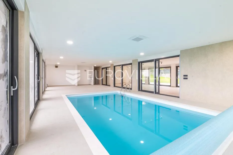 zagreb, brezovica, luksuzna vila 645 m² s unutarnjim bazenom - slika 4