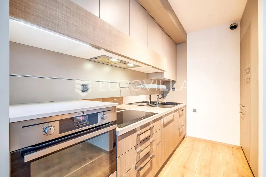 zagreb, rapska, moderno uređen dvosoban stan s parkirnim mjestom, 48 m² - slika 3