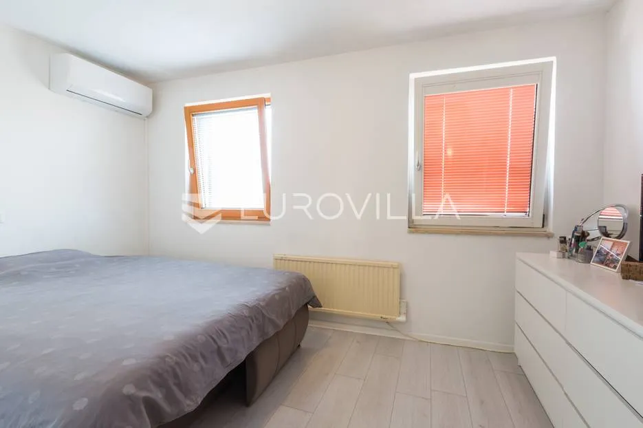 istra, rovinj, predivna kuća od 75 m² u centru grada s pogledom na more - slika 11