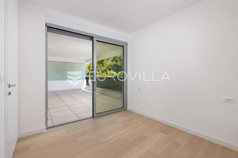 opatija, trosoban stan nkp 96 m2 novogradnja - slika 11