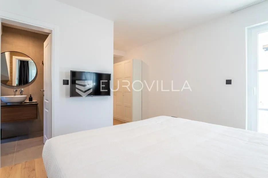 rogoznica, ražanj, novogradnja, prekrasna kuća s bazenom i pogledom na more, 433,44 m² - slika 22