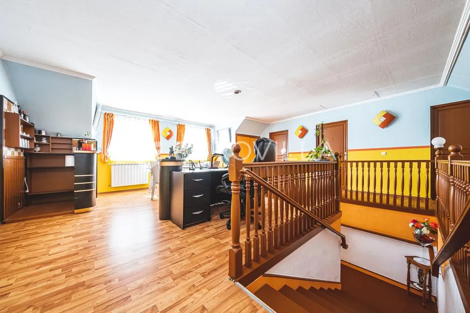 donja pušća, elegantna obiteljska kuća, 396 m2 brp - slika 35