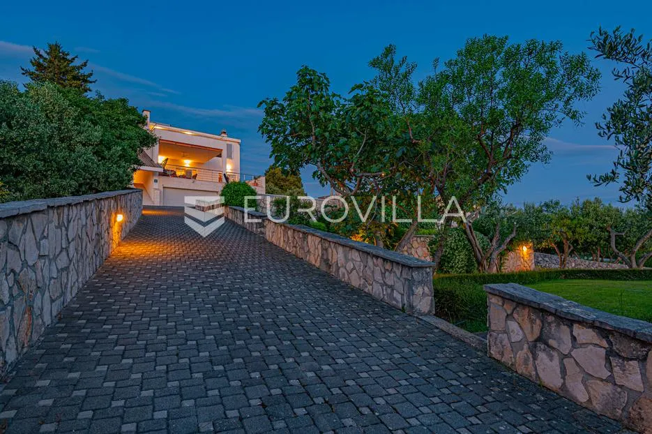 šibenik, žaborić, prekrasna kuća s bazenom i pogledom na more, 438 m² - slika 41