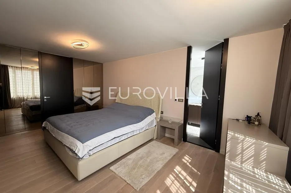 zadar, tiz, ekskluzivan penthouse s panoramskim pogledom na more, terasom, garažnim mjestom - slika 32