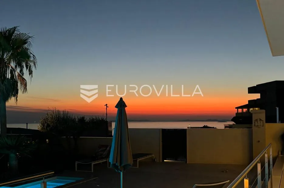 primošten resort, dvoetažni penthouse s panoramskim pogledom na more - slika 16