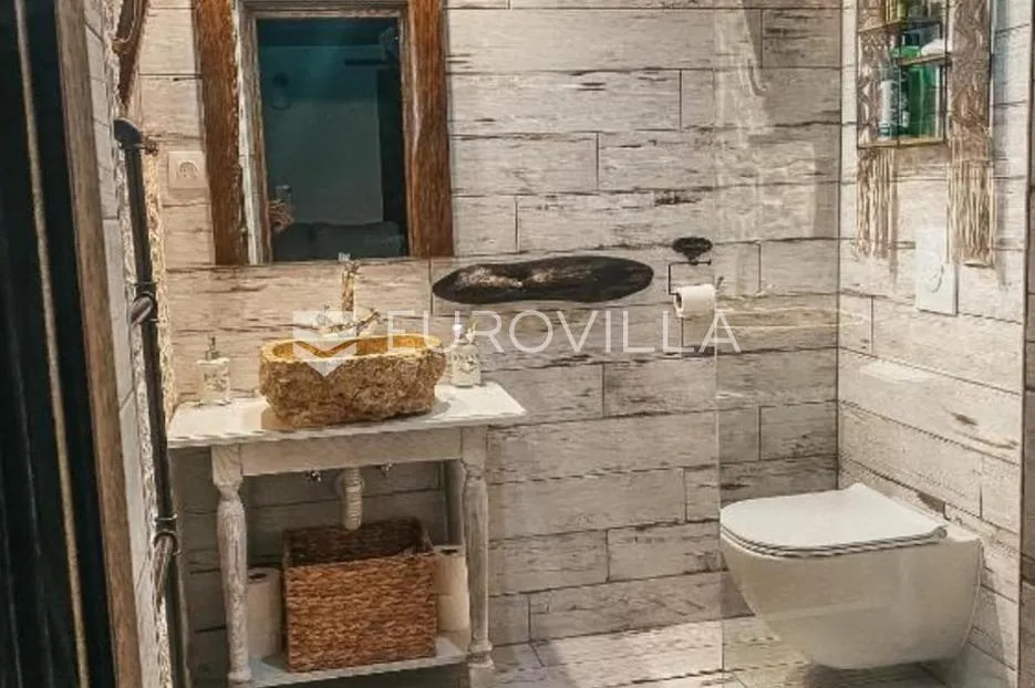 karlovac, zadobarje, kuća 100 m² s bazenom i jacuzzijem, 30 m do rijeke dobre - slika 12