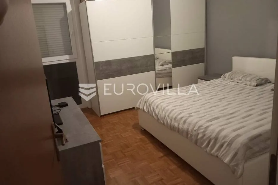 pula, dvosoban stan - vidikovac 70 m2 - slika 14