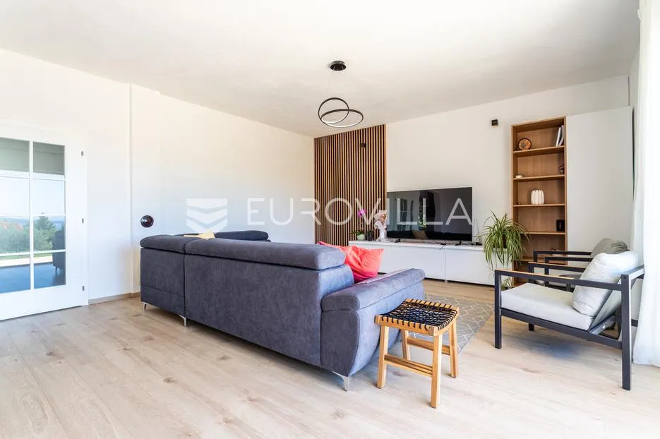 kaštel novi, rudine, trosoban stan površine 112 m² s pogledom na more - slika 3