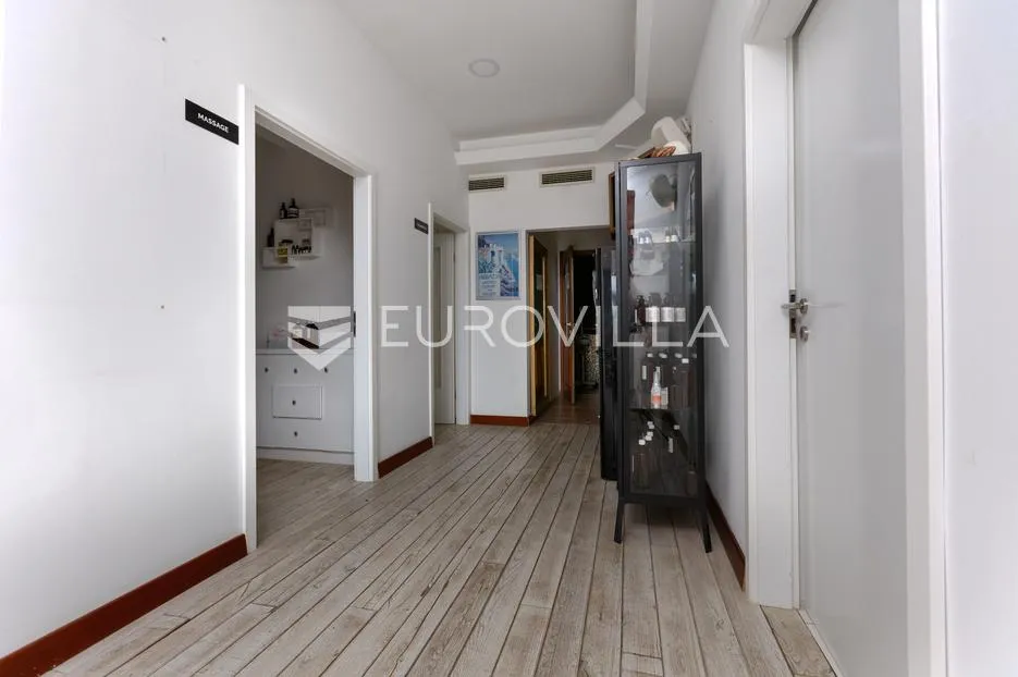 opatija, volosko, reprezentativan poslovni prostor, terasa 100 m² - slika 22