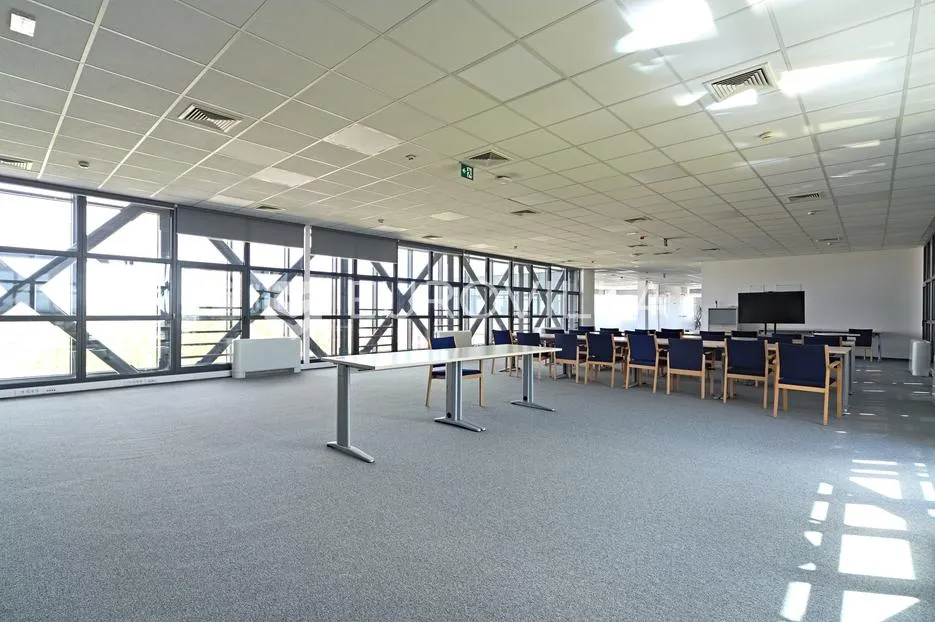 osijek, centar, uređen poslovni ured za najam, 374 m², novogradnja - slika 23