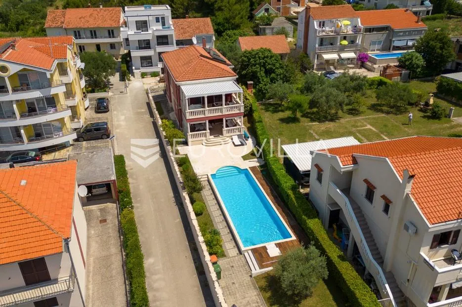 zadar, sukošan, prekrasna vila s bazenom i pogledom na more - slika 2