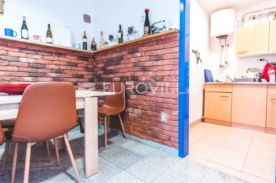 zagreb, jankomir, uredsko proizvodno skladišna poslovna zgrada nkp 326 m2 - slika 3