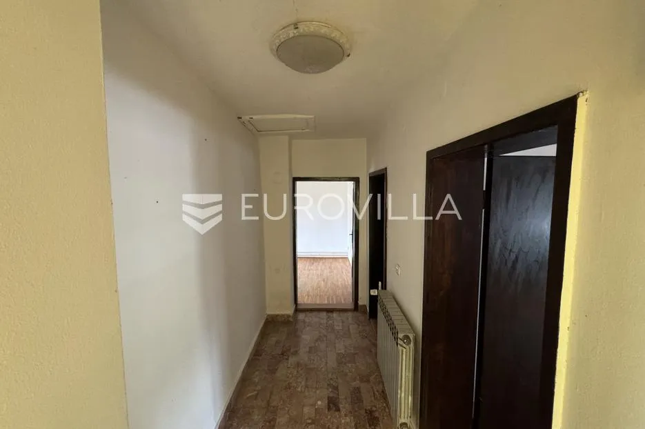 đakovo, centar, kuća 115 m2 na atraktivnoj lokaciji - slika 9