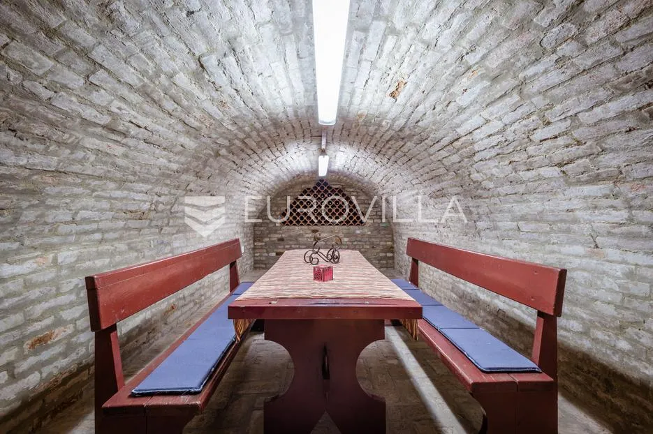 baranja, zmajevac, poslovna prilika, turizam, jedinstveno imanje 700 m² stambenog prostora - slika 25