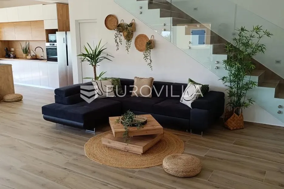 medulin, pomer, prekrasna villa s wellnessom 195 m² s pogledom na more, 150 m od mora - slika 13