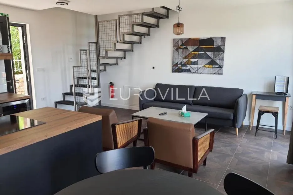 lovran, predivna kuća s tri apartmana 50 m od mora - slika 5