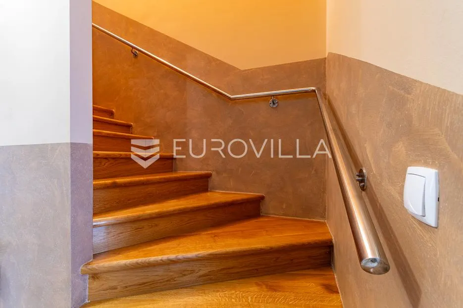 varaždin, jalkovečka kuća u nizu površine 178 m² - slika 9