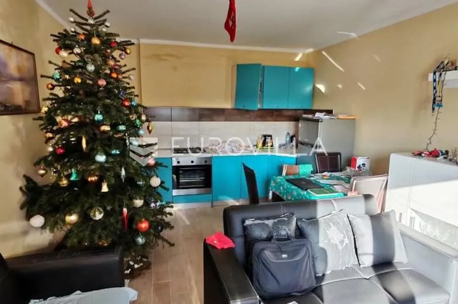 matulji, jurdani, adaptiran dvosobni površine 39 m² - slika 2
