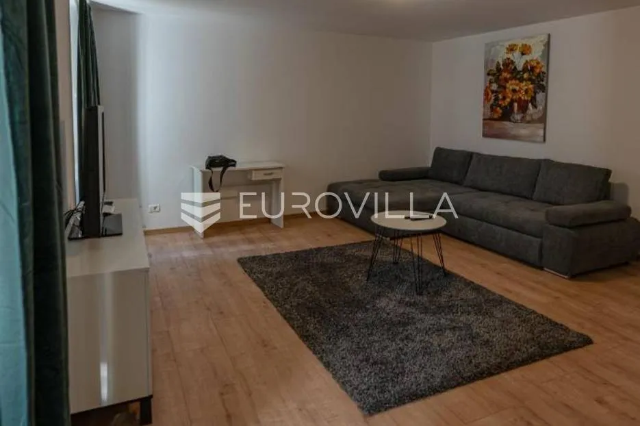 istra, rovinj, novo adaptiran prekrasan stan u centru rovinja nkp 88m2 - slika 5