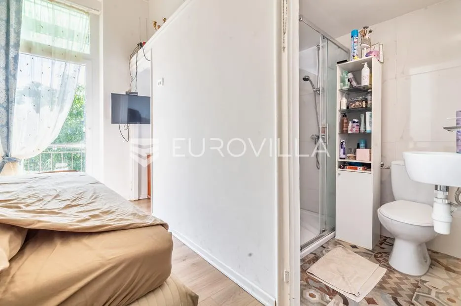 zagreb, kačićeva ulica, prekrasan četverosoban stan s balkonom 80 m² - slika 3