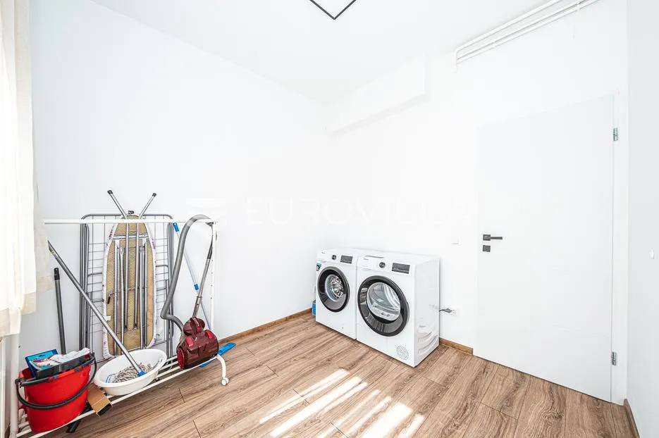 zagreb, dedići, prekrasan stan 100 m², kompletno adaptiran, garaža i panoramski pogled - slika 13