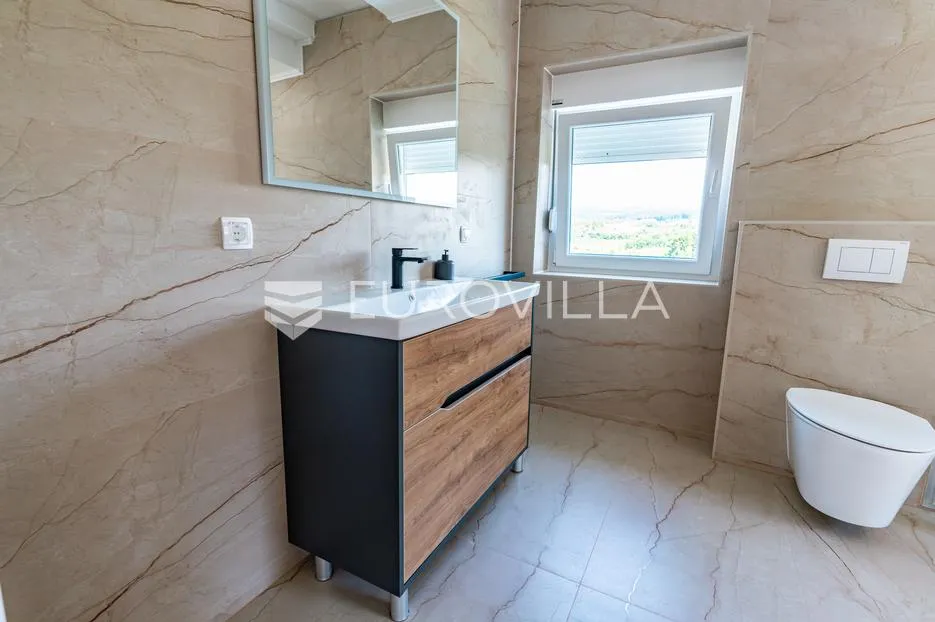 daruvar, luksuzna kuća s jacuzzijem i panoramskim pogledom - slika 12
