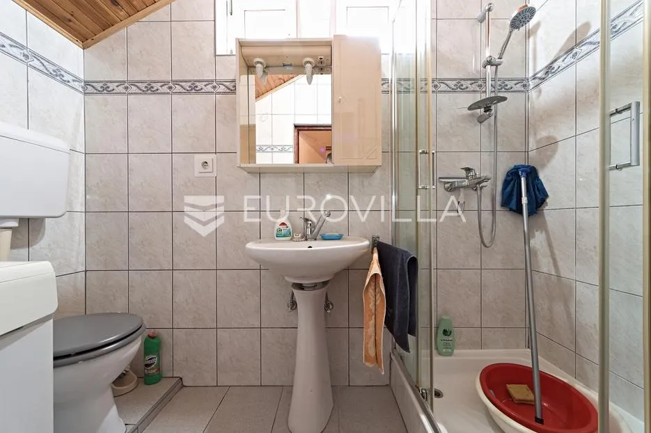 draž, podolje, prodaje se uređena vikendica površine 136 m² - slika 23