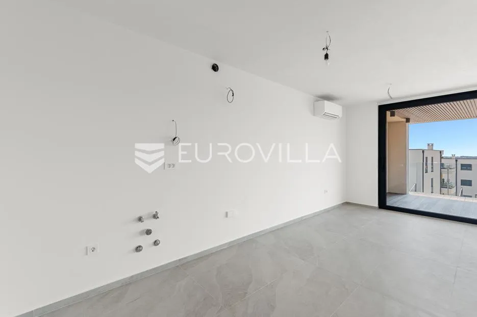 istra, novigrad, stan s 2 spavaće sobe na 1. katu 98 m² parkirno mjesto - slika 6