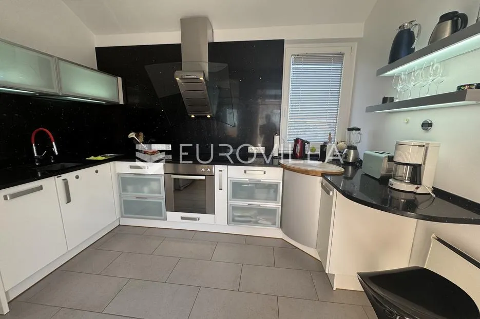 istra, novigrad, penthouse 97,07 m² s dvije spavaće sobe i panoramskim pogledom - slika 10